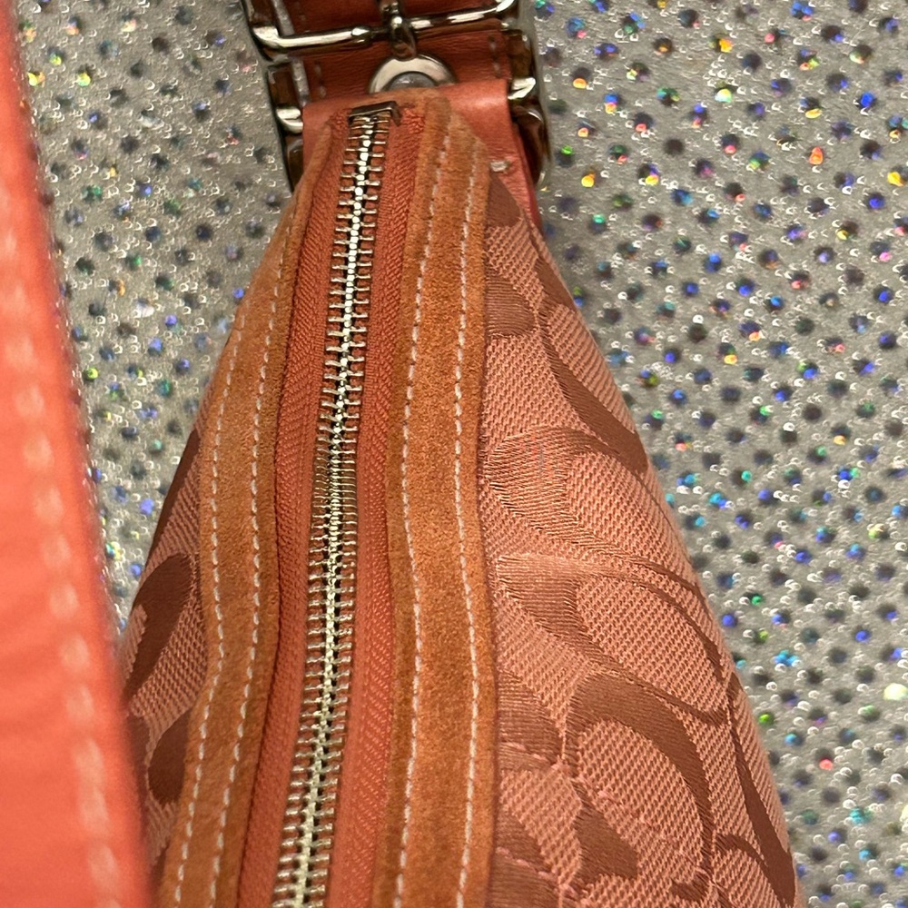 Coach Vintage Pink Jacquard Crossbody Bag Approx. 10 x 11  CO5K-9362 - Picture 9 of 17